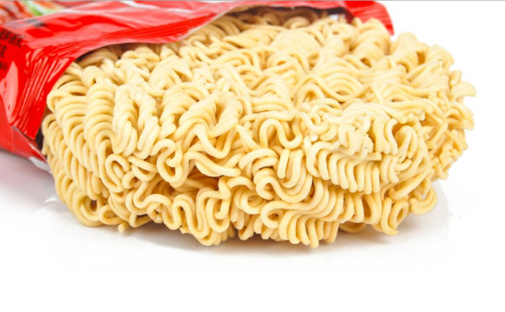 dinh-duong-trong-goi-mi-tom-va-nhung-luu-y-khi-an