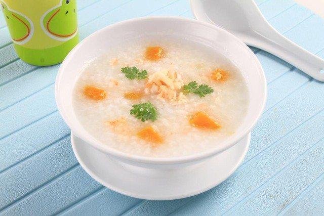 mon-chao-ngon-dinh-duong-cho-6-thang-tuoi-an-dam